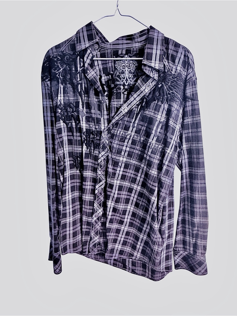 Men's Plaid Button-Up Shirt with Embroidered Detail - black/gray
